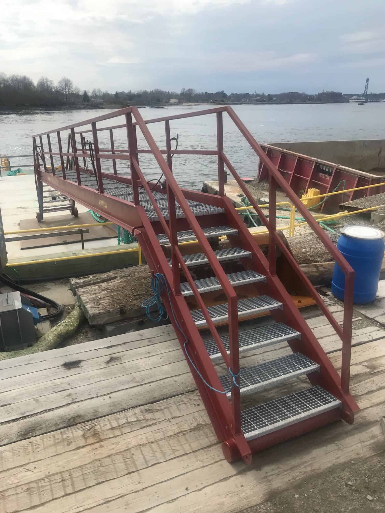 Custom Barge Fabrication Solutions, Barge Equipment